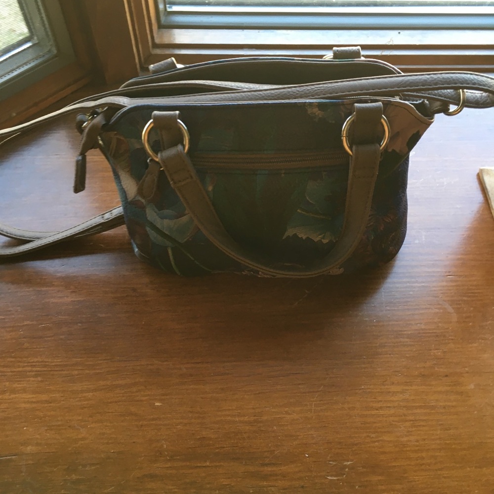 Hand bag - Picture 3 of 6